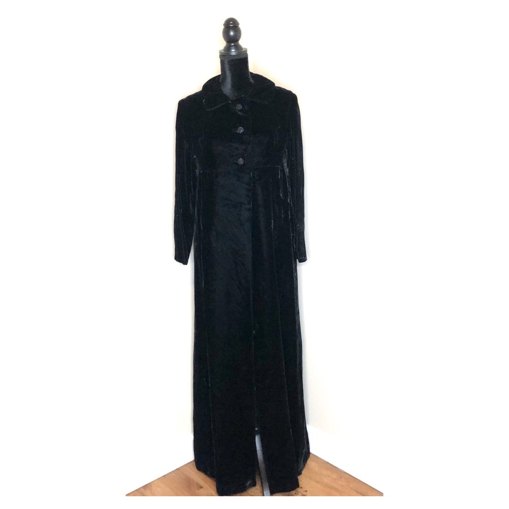 SOLD Vintage Edwardian Black Velvet Heavy Coat